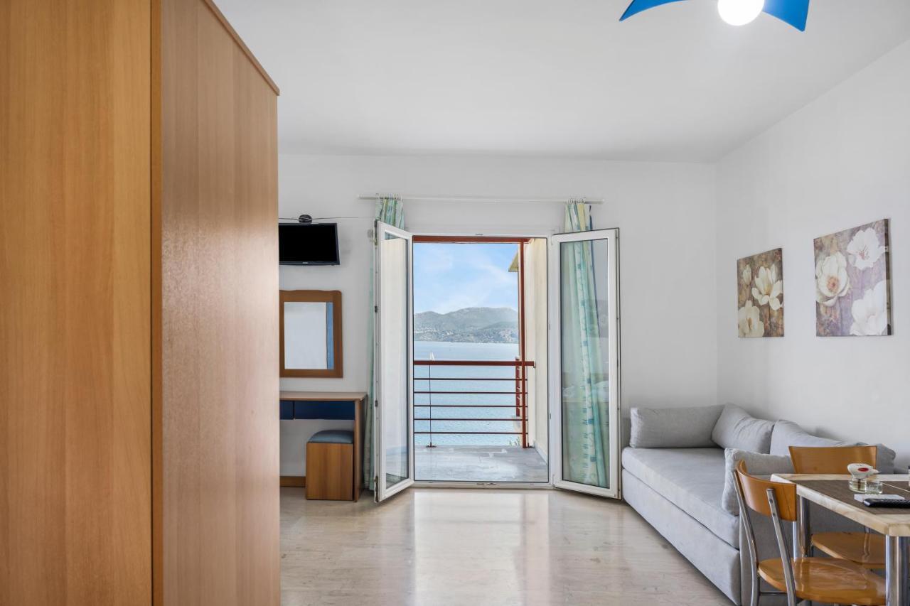 Miranda Resort Никиана Екстериор снимка