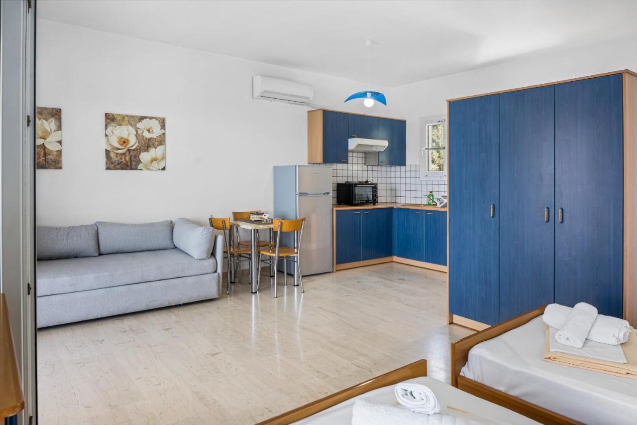 Miranda Resort Никиана Екстериор снимка