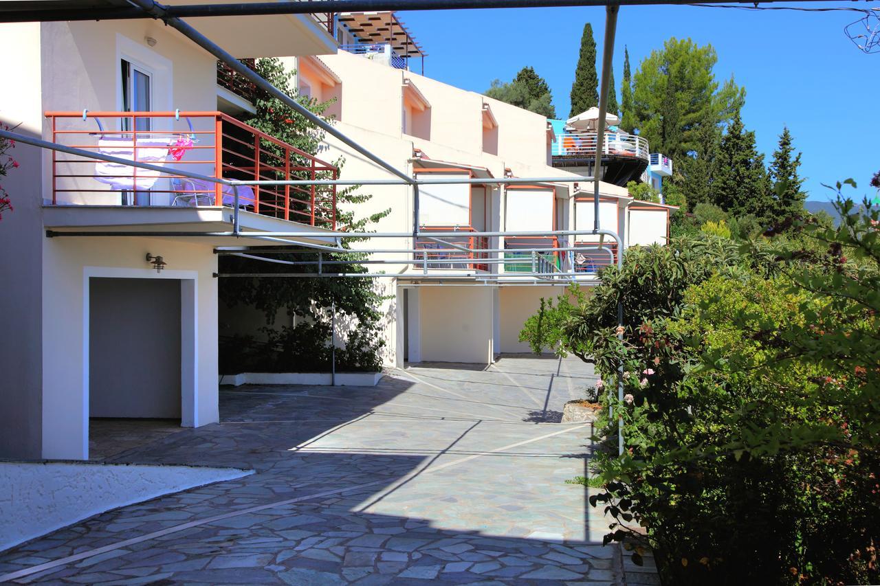 Miranda Resort Никиана Екстериор снимка